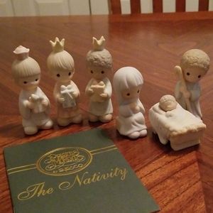 Precious Moments Nativity figurines